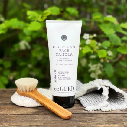 Care of Gerd Clean Face Canola